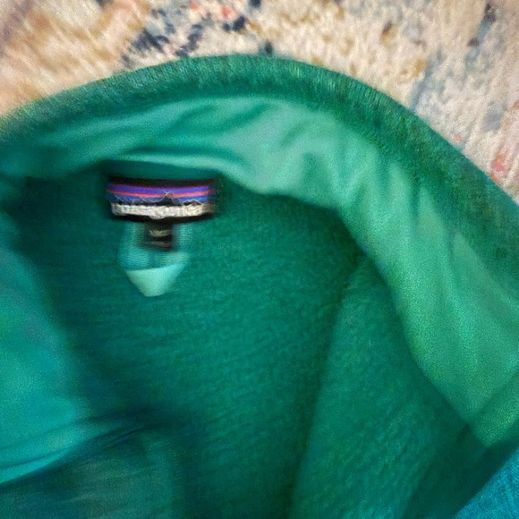 Patagonia pull over - Picture 2 of 2
